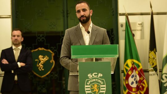 Superstição? João Pereira apresentado hoje... no mesmo local de Amorim