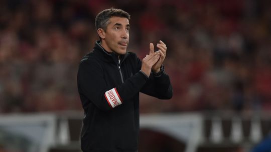 Benfica: Bruno Lage dá dois dias de folga