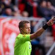 Futebol inglês prepara revolução na deteção de foras de jogo