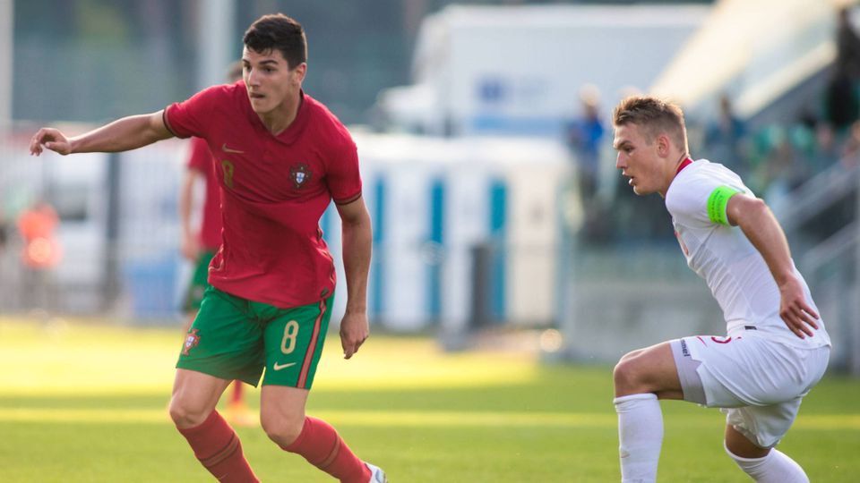 Martim Neto: «Estou a procurar ter minutos para regressar ao Benfica»