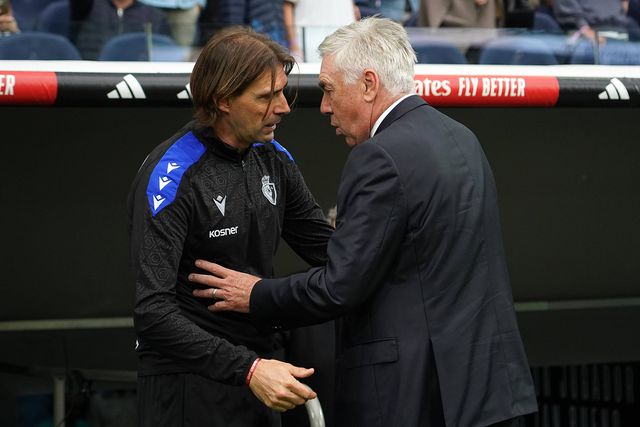 O pormenor atencioso de Ancelotti para com o treinador adversário