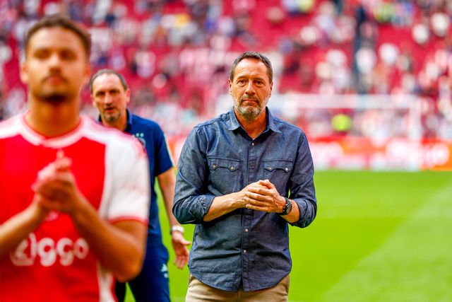 Oficial: John van’t Schip deixa o Ajax