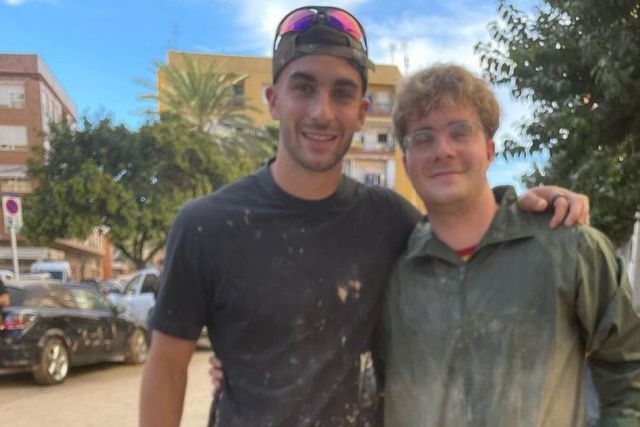 Ferrán Torres foi voluntário de limpeza em Valência