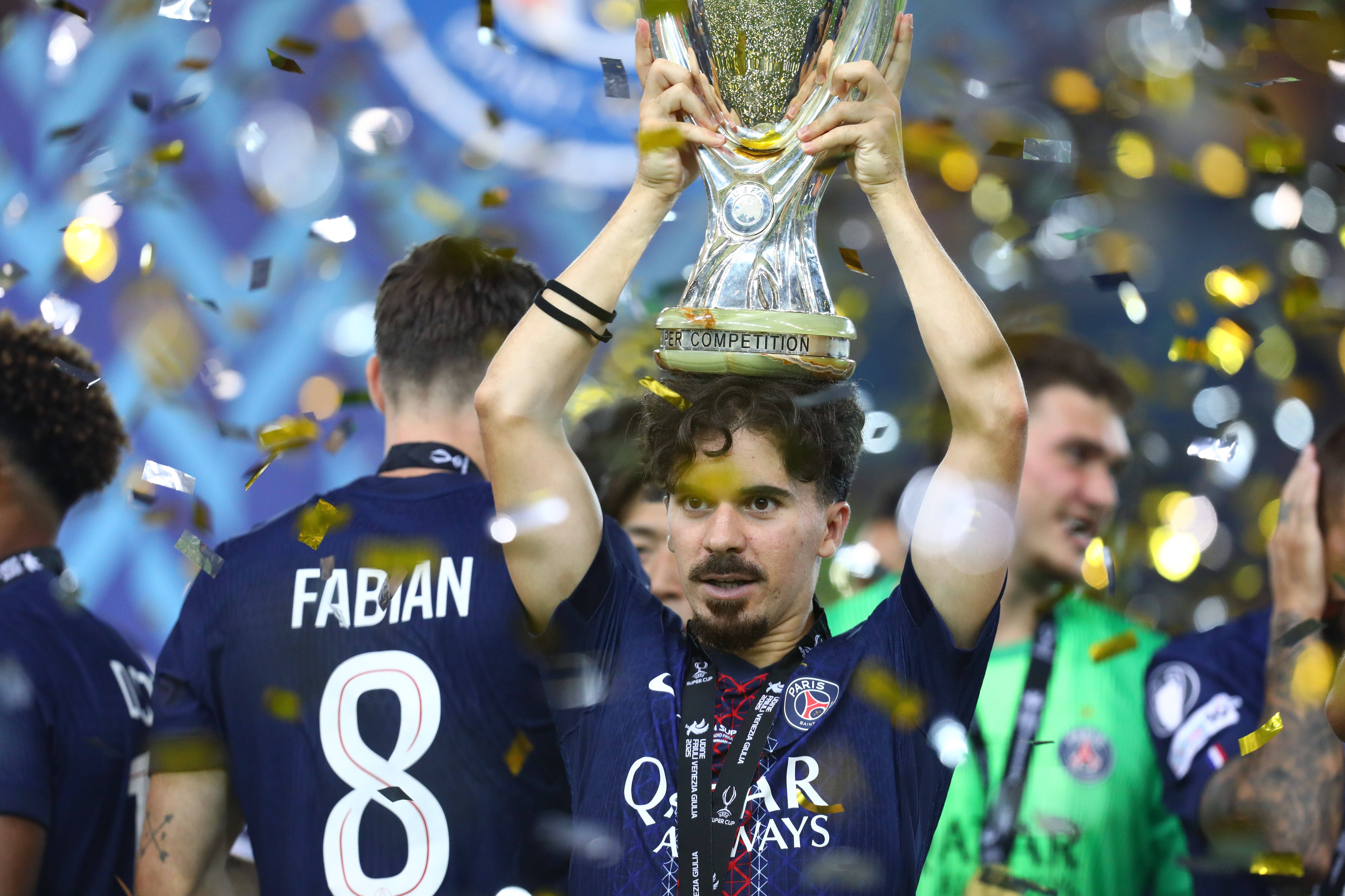 Vitinha, médio do PSG e da Seleção de Portugal - Foto: IMAGO