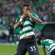 Arthur Gomes com a camisola do Sporting