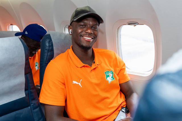 Diomande de volta à seleção da Costa do Marfim, com a sua camisola cor de laranja - Foto: Côte D'Ivoire