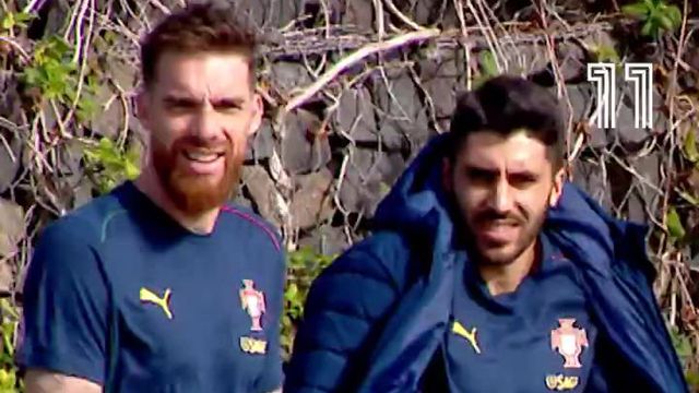 Bruno Fernandes, José Sá e Rui Silva no apoio à Seleção feminina sub-16