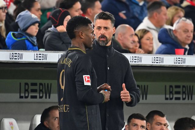 Ex-avançado do Bayern para ex-Vizela: «Eu também falhei golos cantados»