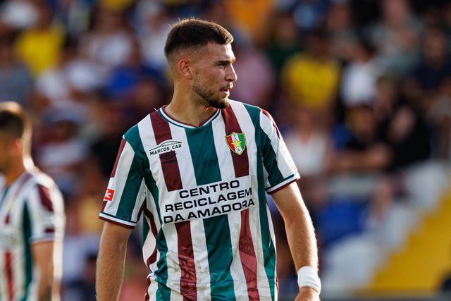 Chernev estreou-se pela Bulgária na última janela internacional e volta agora a ser chamado pelo seu país