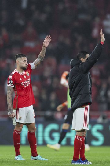 Otamendi: «Situação no estádio foi uma injustiça»