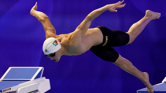 Diogo Ribeiro conta que antes de chegar à final e bater recordes teve dias com vómitos e nadou mal disposto