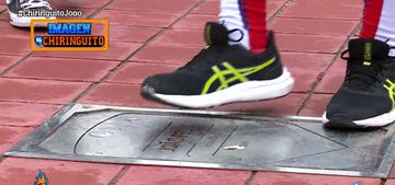 Placa de Félix vandalizada no Metropolitano (vídeo)