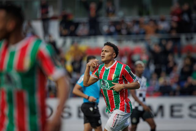 Estrela da Amadora: Camisola pela inclusão e cumplicidade com a Magia