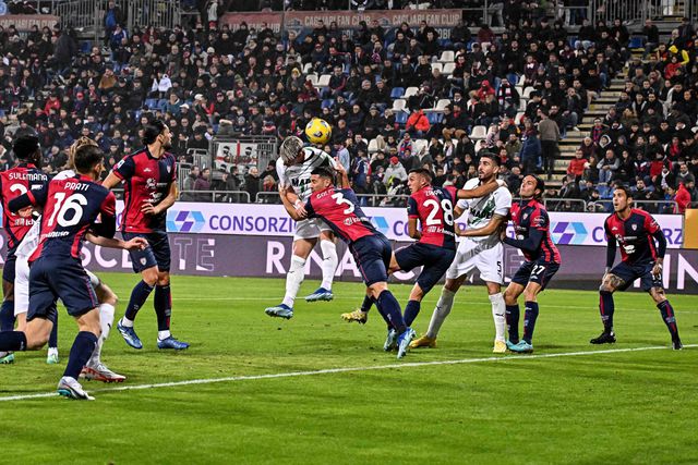Itália: reviravolta do Cagliari com dois golos na compensação