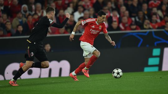 Benfica empata com Bolonha na Luz e iguala pontos do Sporting na Liga dos Campeões