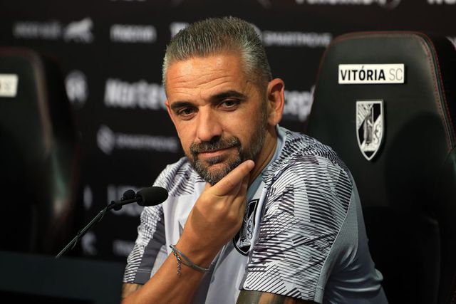 Rui Borges projeta duelo europeu do Vitória: «Estamos perto de garantir um grande objetivo»