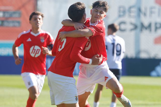 Youth League: Bolonha foi presa fácil para o Benfica