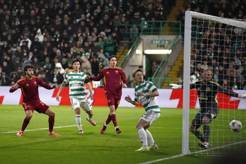 A Roma foi feliz no terreno do Celtic