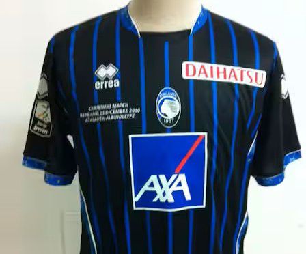 2010 - Primeira camisola de Natal surgiu há 15 anos, quando o clube estava na Serie B