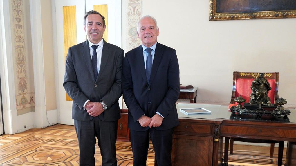 Reinaldo Teixeira, presidente da Liga Portugal, com Amadeu Guerra, Procurador-Geral da República - Foto: Liga Portugal