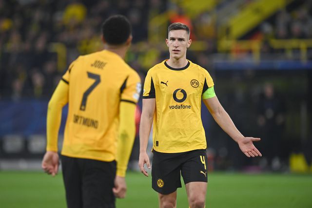 Schlotterbeck durante o encontro com o Bodo/Glimt