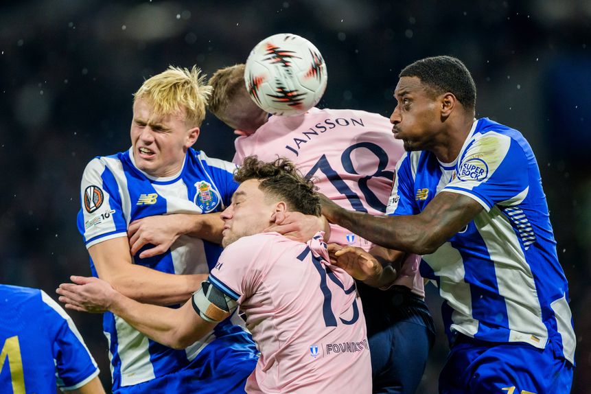 Pablo Rosario foi titular frente ao Malmo (IMAGO)