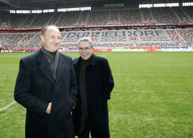 Luiz Felipe Scolari e Carlos Godinho na Alemanha em 2006, meses antes do Mundial - Foto: A BOLA