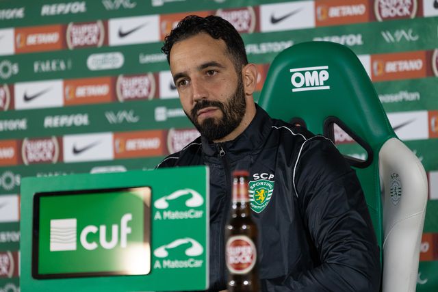 Rúben Amorim vai chamar Paulinho para o dérbi com o Benfica