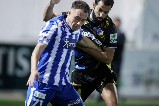 Tomané volta a marcar mas APOEL de Sá Pinto é derrotado pelo Achnas