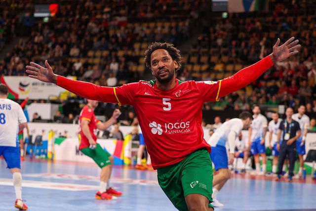 VÍDEO: Golaço de Gilberto Duarte eleito segundo melhor do dia