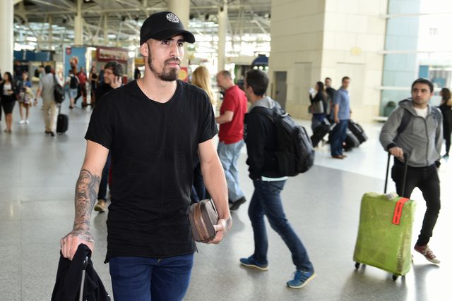 Antigo jogador de Benfica e SC Braga com ordem de prisão após morte de ex-namorada