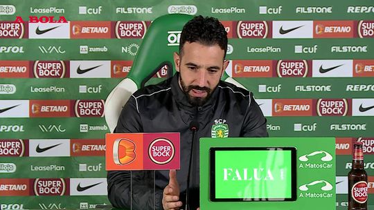 «Os jogadores têm que ser chamados à atenção»