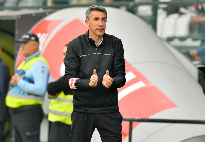 Bruno Lage, treinador do Benfica, na área técnica