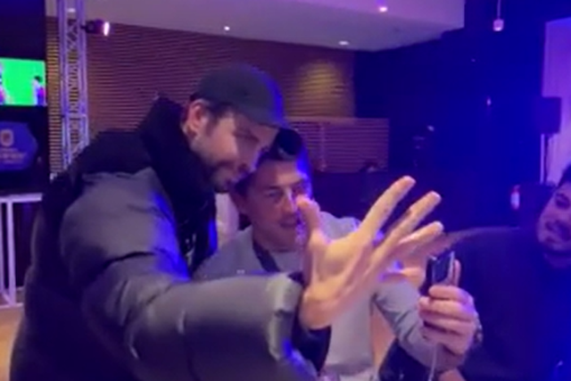 Piqué provoca Casillas após goleada do Barcelona frente ao Real Madrid