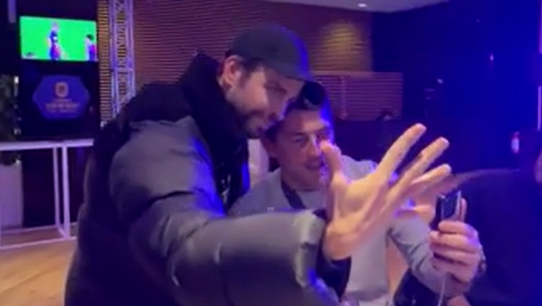 Piqué provoca Casillas após goleada do Barcelona frente ao Real Madrid