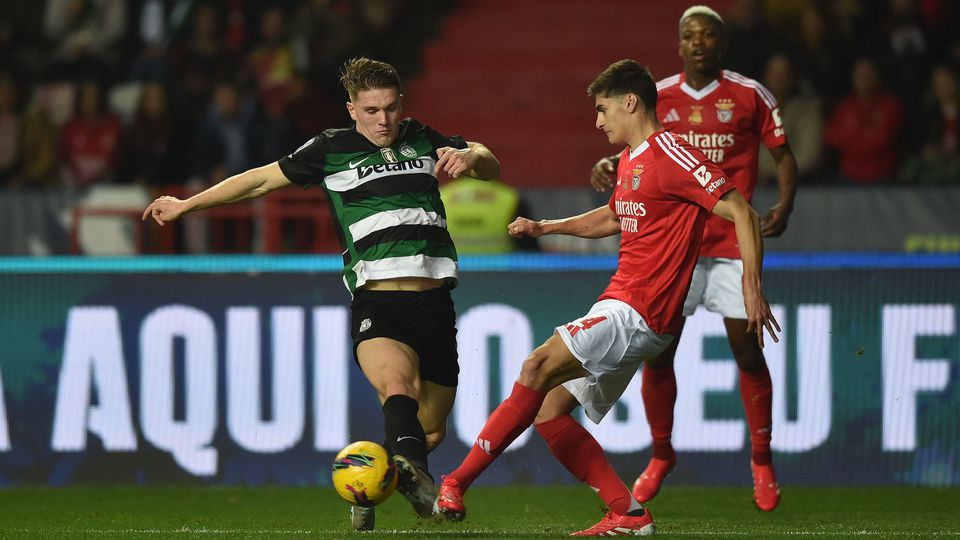 TACA DA LIGA 2024/2025 FUTEBOL - Gyokeres (esq) e Antonio Silva no Sporting - Benfica, jogo da Final da TACA DA LIGA 2024/2025. Estadio Doutor Magalhaes Pessoa, em Leiria. Sabado, 11 de Janeiro de 2025. (Miguel Nunes)