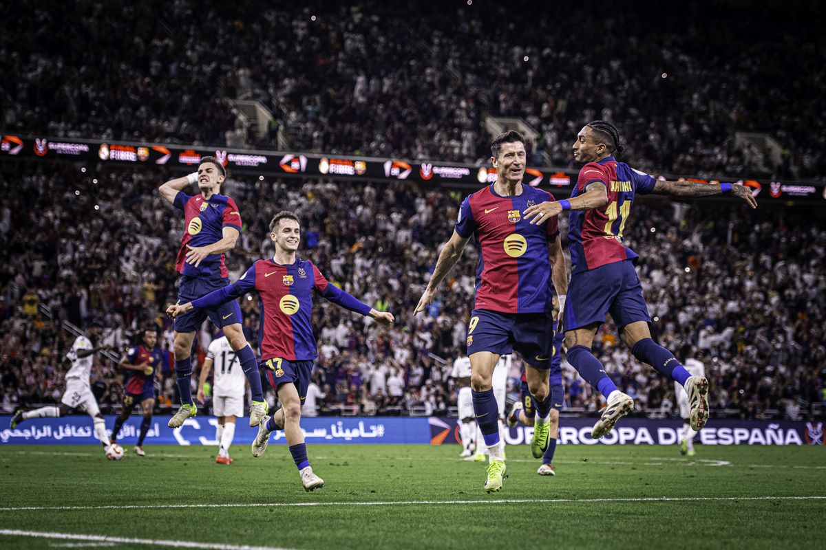 Supertaça de Espanha Festival de golos humilhante do Barcelona num 'El Clásico' memorável