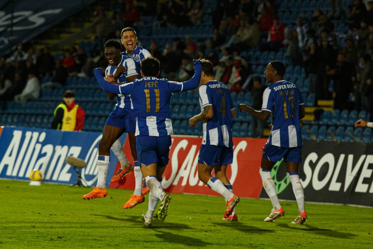 FC Porto (Portugal): 16 vitórias e um empate