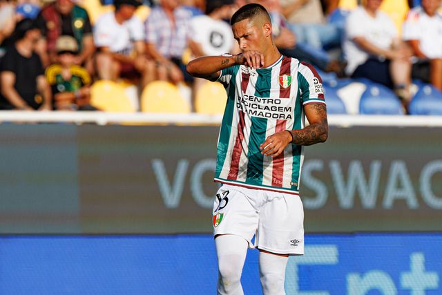 Alan Godoy não foi feliz no Estrela da Amadora, que o devolveu ao Barcelona, antecipando o final do acordo de empréstimo. Foto: IMAGO