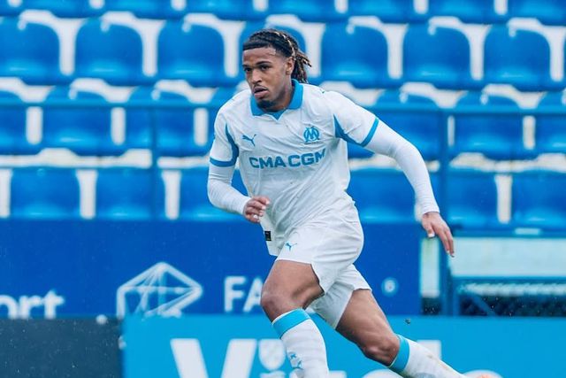 Iuri Moreira ao serviço do Marselha B - Foto: Iuri Moreira/Instagram