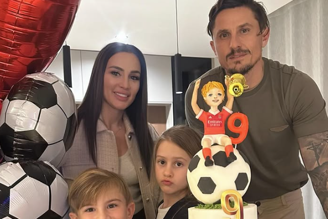 Fejsa e a família - Foto: @fejsa5/instagram