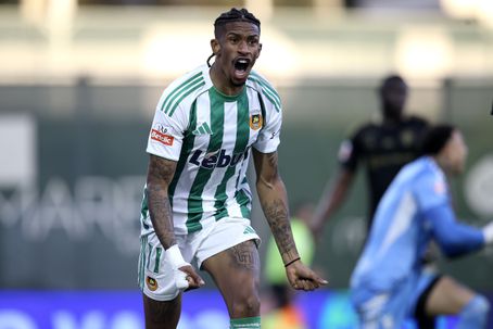 André Luiz desejado na Luz - Foto: Manuel Fernando Araújo/LUSA