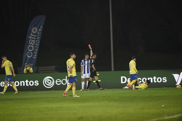 Vídeo: FC Porto acaba o jogo reduzido a dez