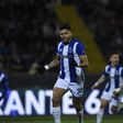 Vídeo: Evanilson repõe igualdade para o FC Porto de penálti