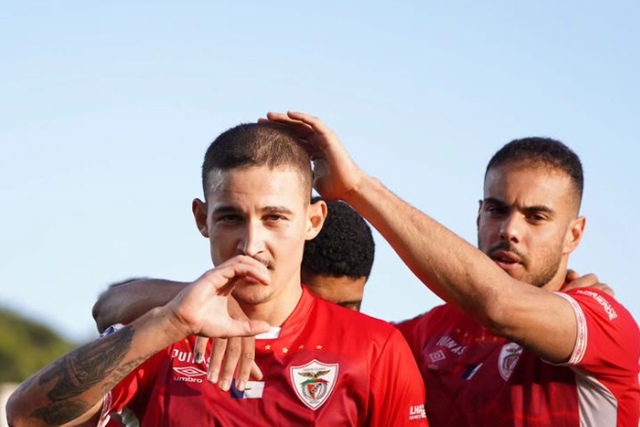 Santa Clara vence e mantém distância do Aves SAD