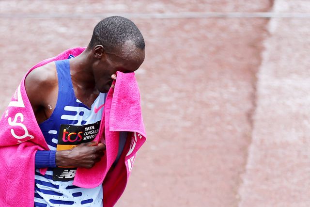 Presidente do COI reage com «profunda tristeza» à morte do recordista mundial da maratona