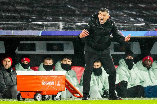 Sérgio Conceição a gritar para dentro de campo