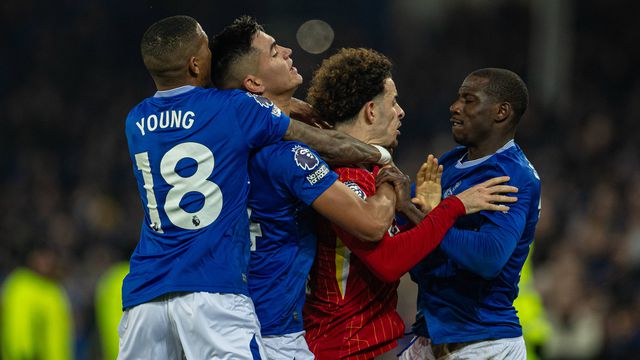 Jogo de loucos termina em empate entre Everton e Liverpool (resumo)