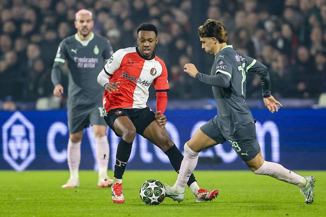 João Félix em ação diante do Feyenoord