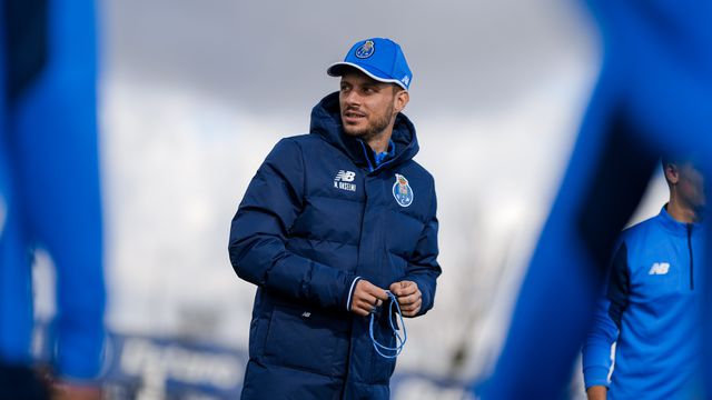 Martín Anselmi no treino do FC Porto